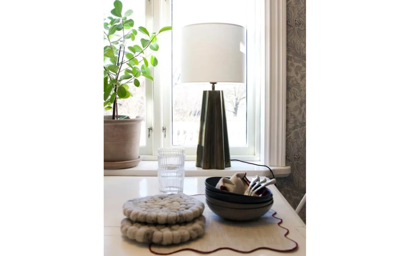 Aira Bordslampa 65cm Oljad Mässing