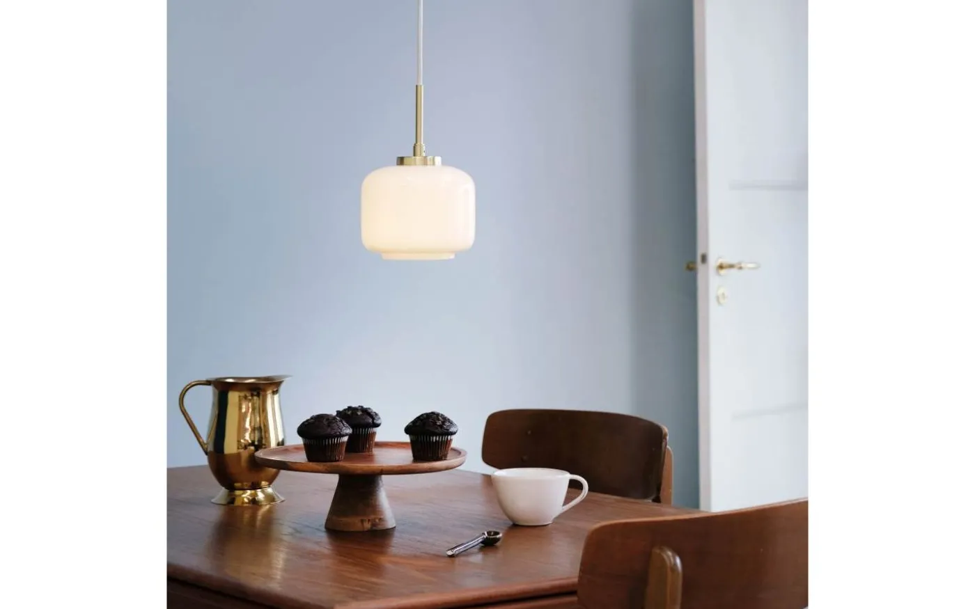 Arp D15 Fönsterlampa 15cm Opal/Mässing