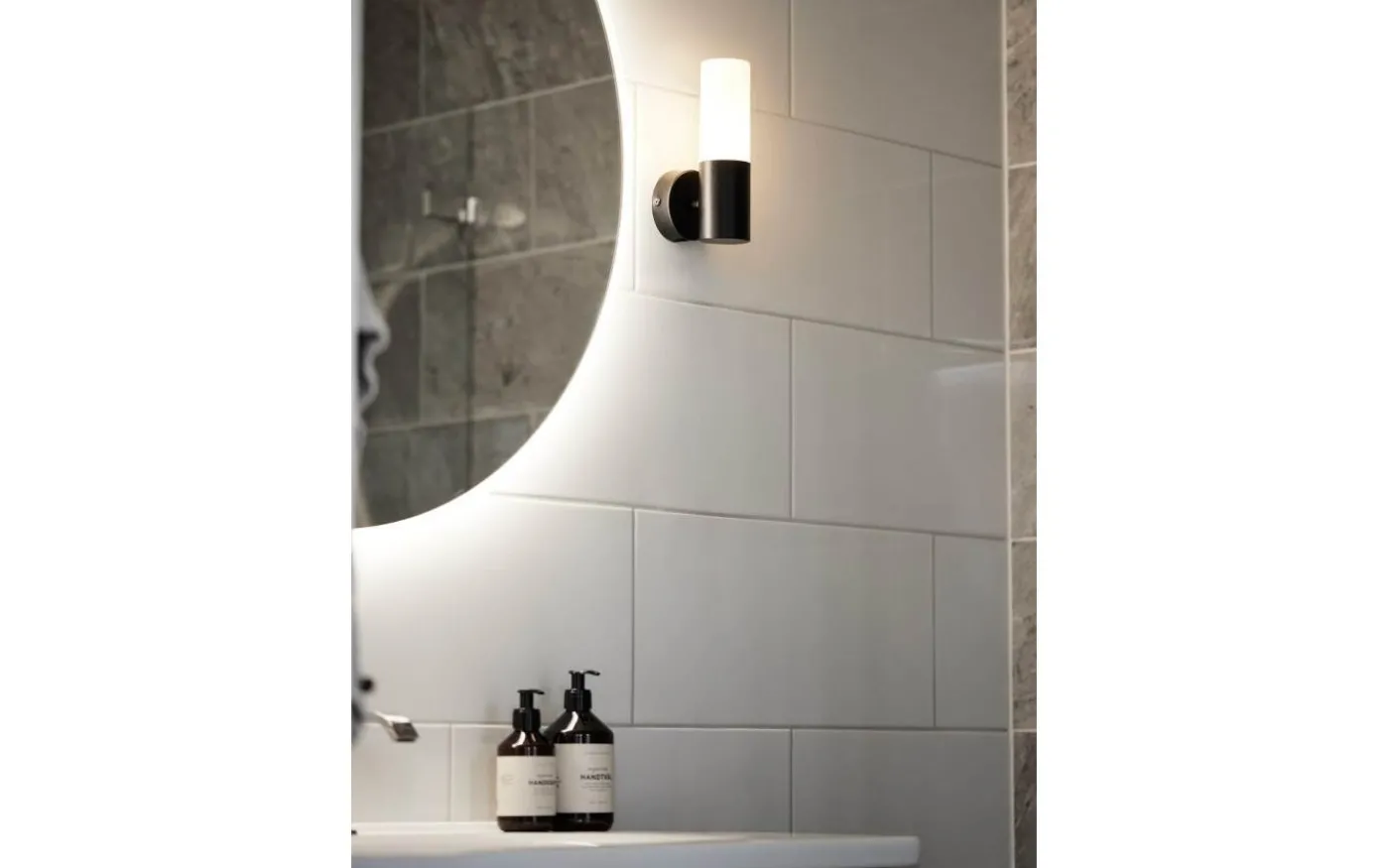 Beta Vägglampa 21cm Mattsvart IP44