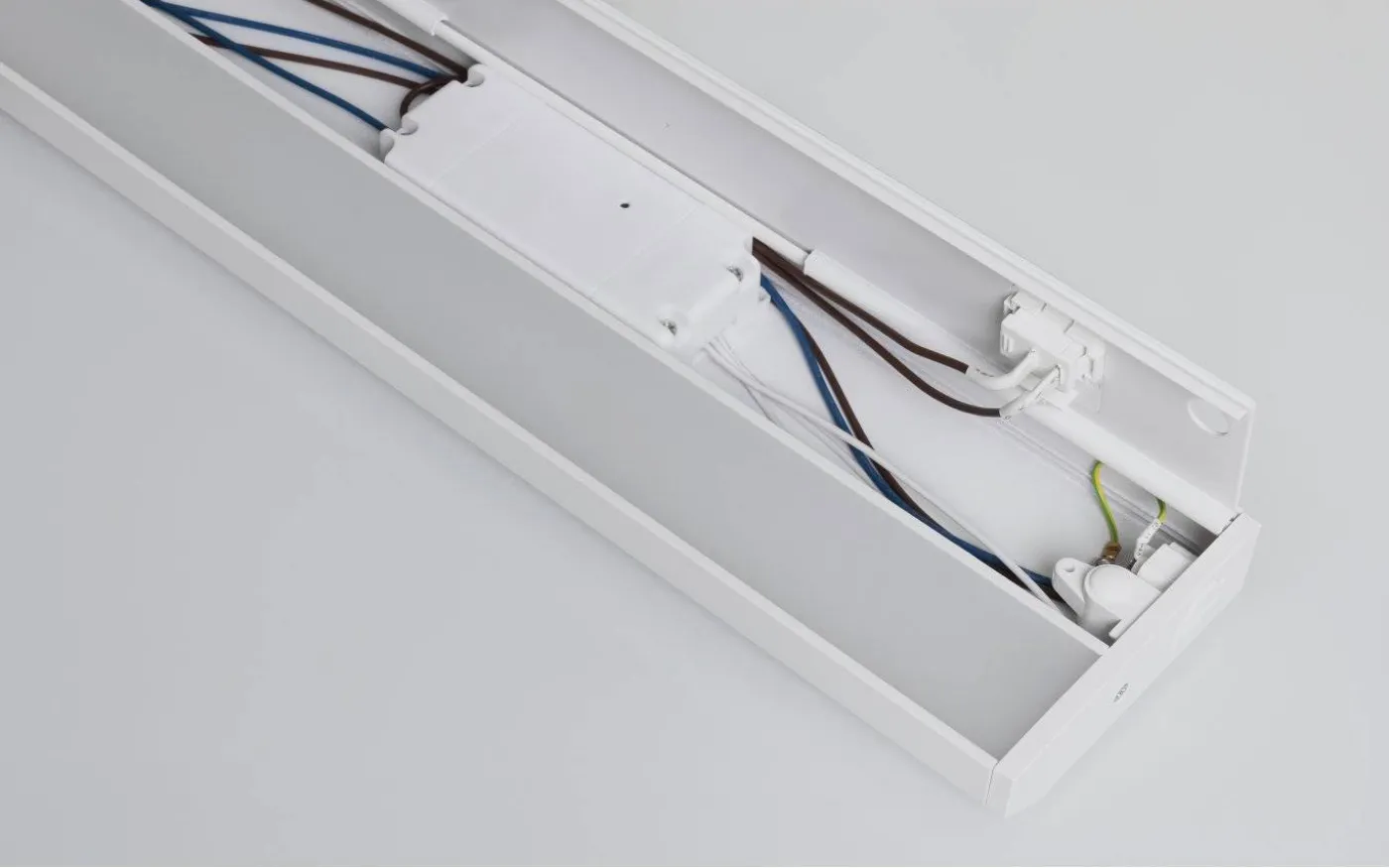 Bluetooth Cabinet LED Tunable 2700-5500K, 14W