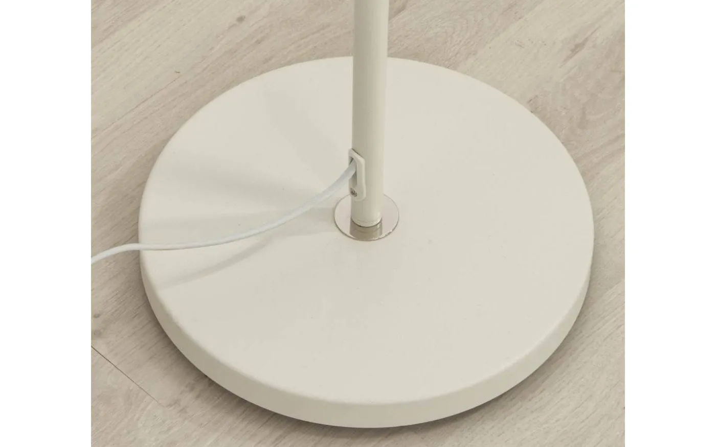 Bow Golvlampa 148cm 1L Vit