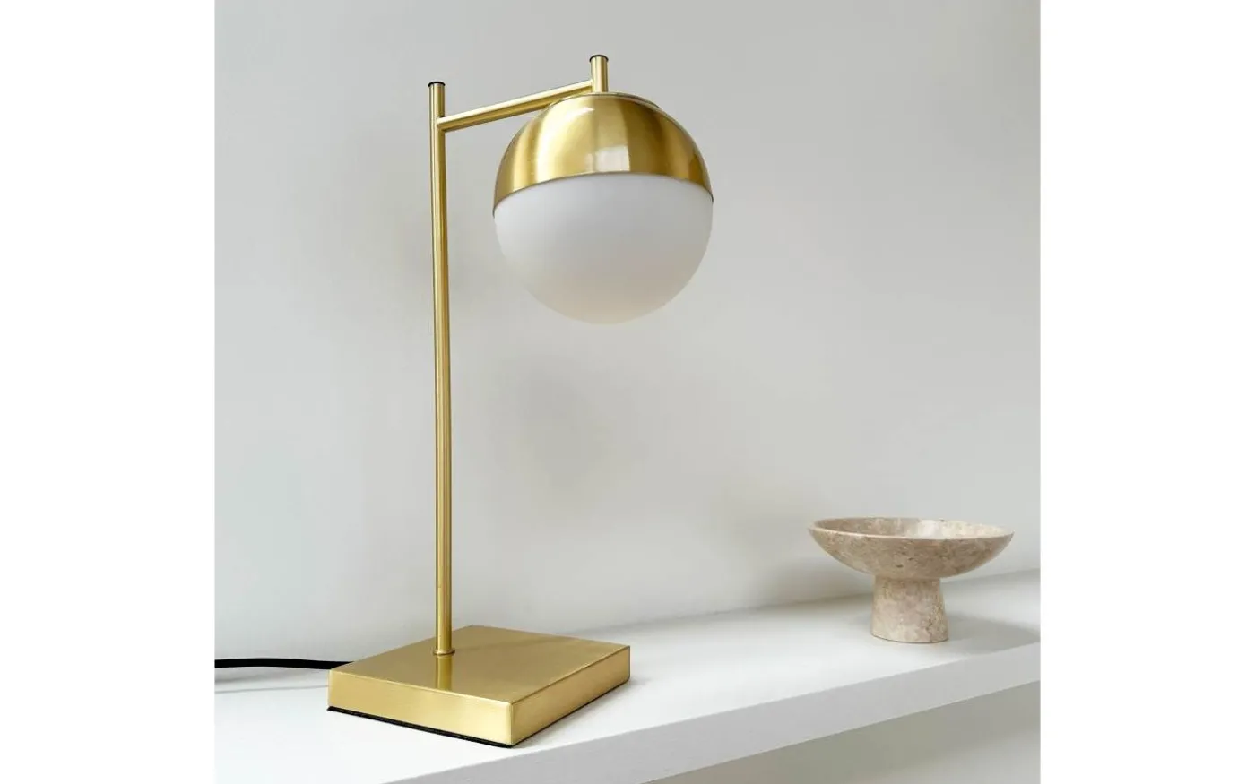 Caen Bordslampa 45cm Opal/Mässing
