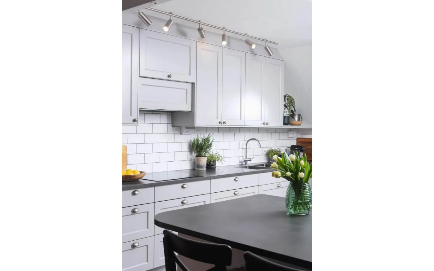 Expand Skena Cylinderspotlight Stål 70cm