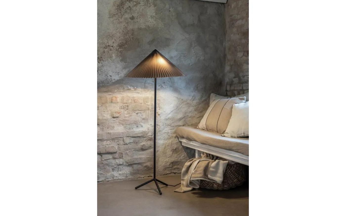 Plisado Golvlampa 140cm Grå