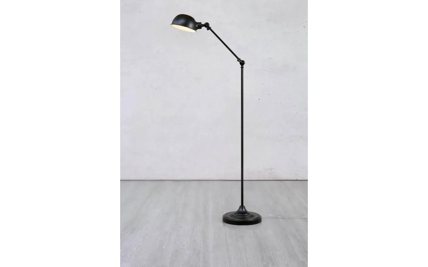Portland Golvlampa 143cm Svart