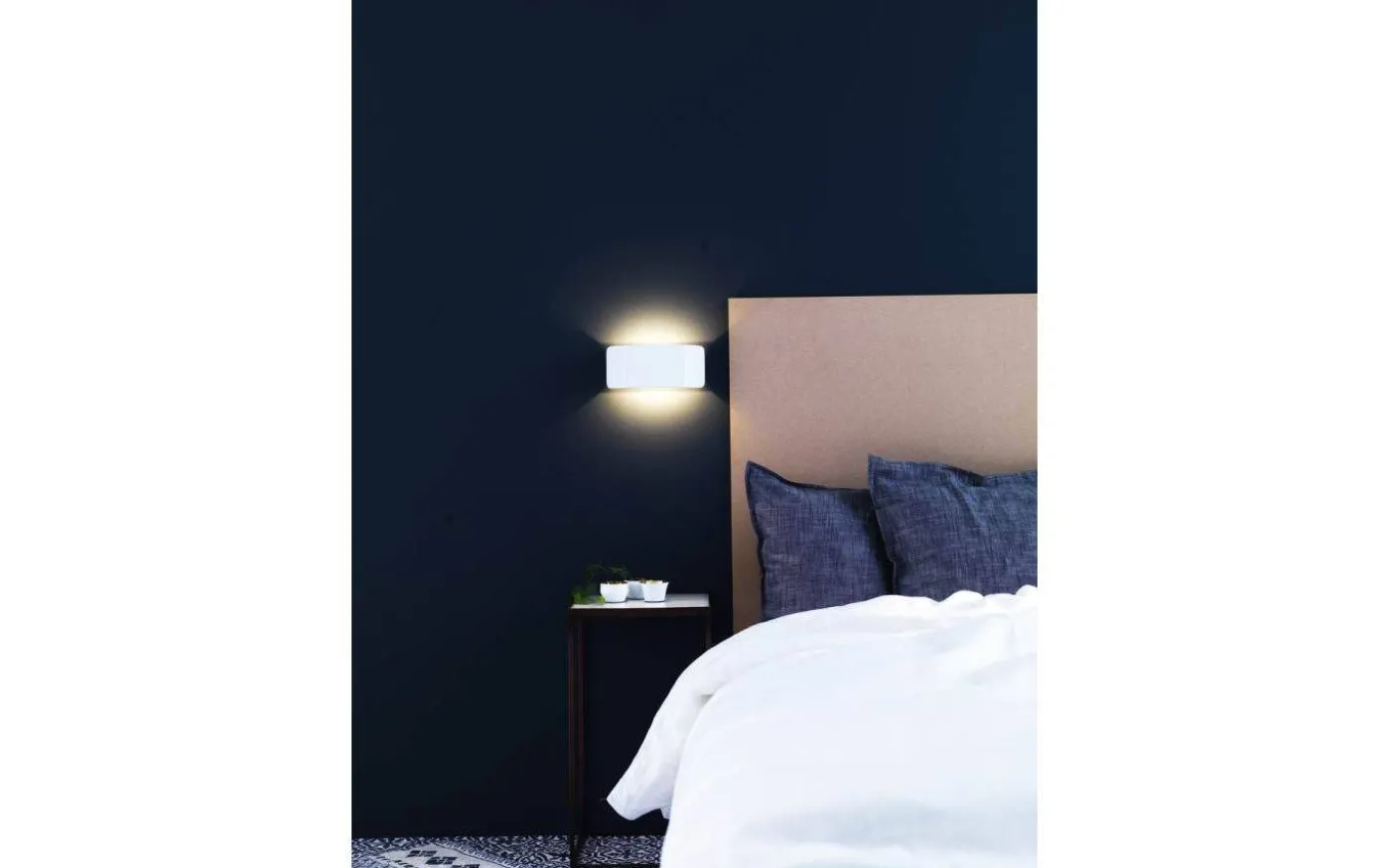 Shade Vit Vägglampa 3000K 9W
