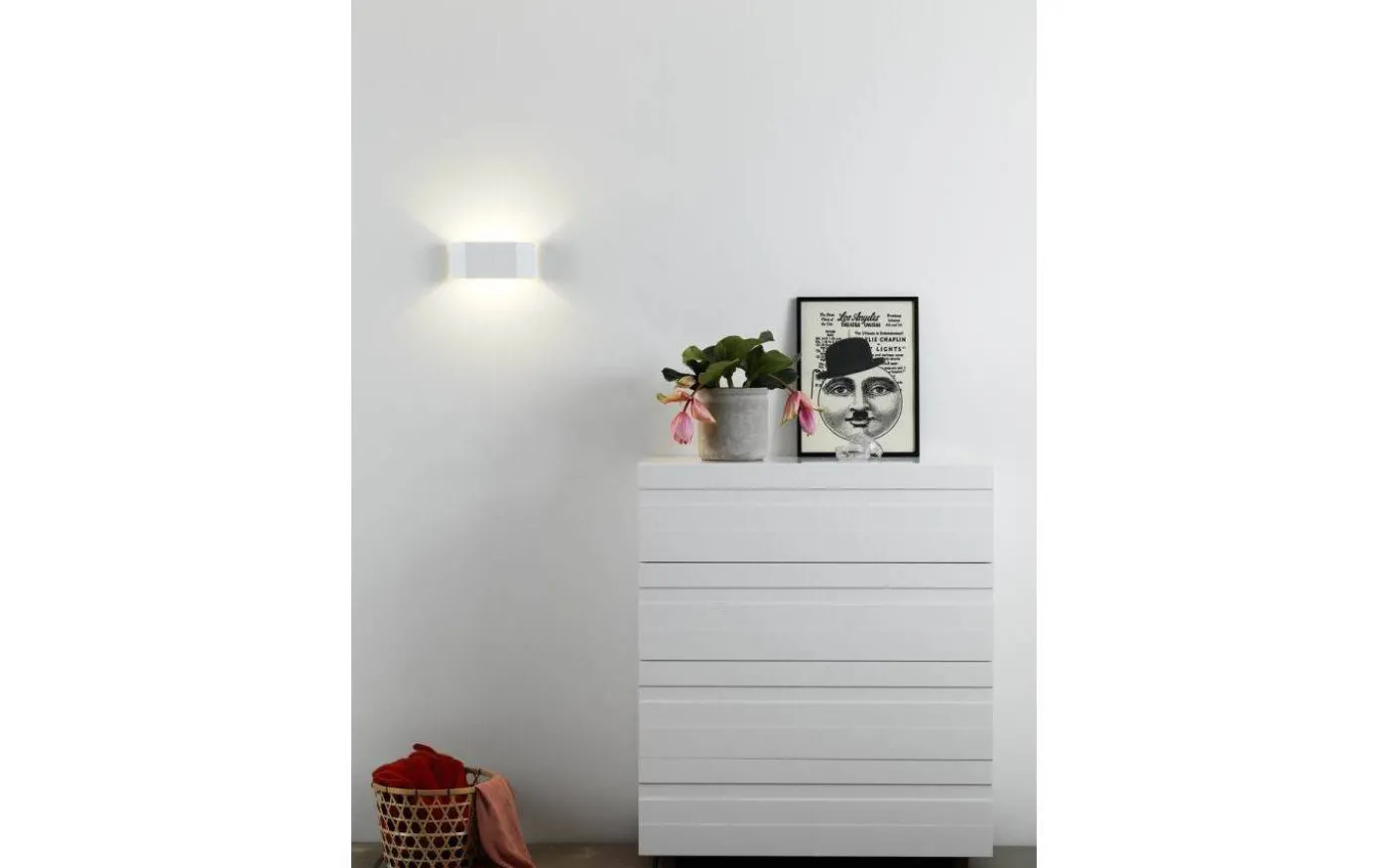Shade Vit Vägglampa 3000K 9W