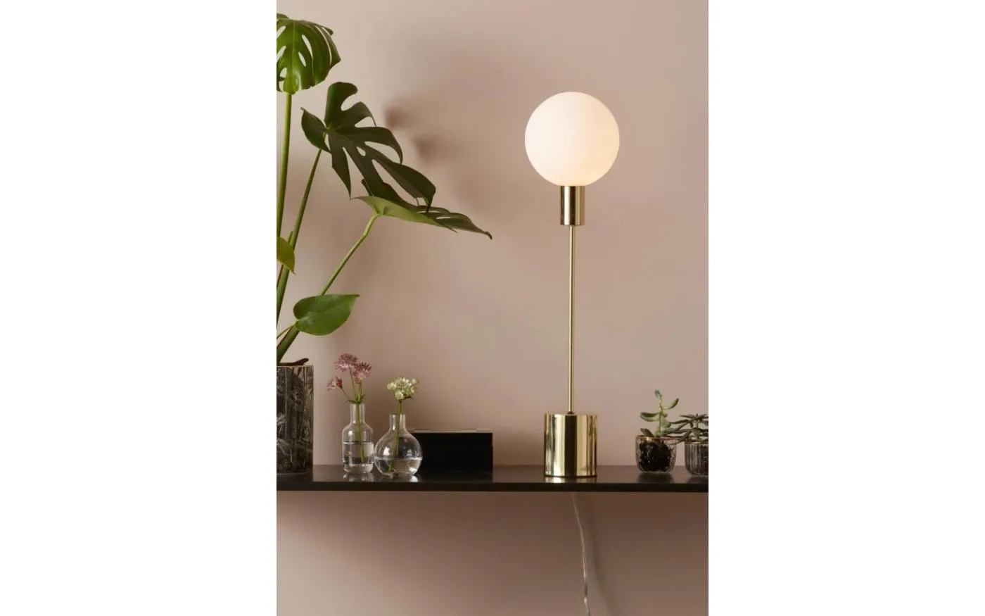 Uno Bordslampa 60cm Mässing