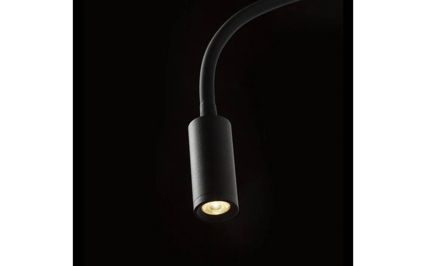 Vale Vägglampa 66cm 3000K 150lm 3W LED Svart
