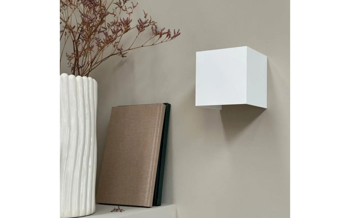 Venus 10X10 Vägglampa Vit Inomhus