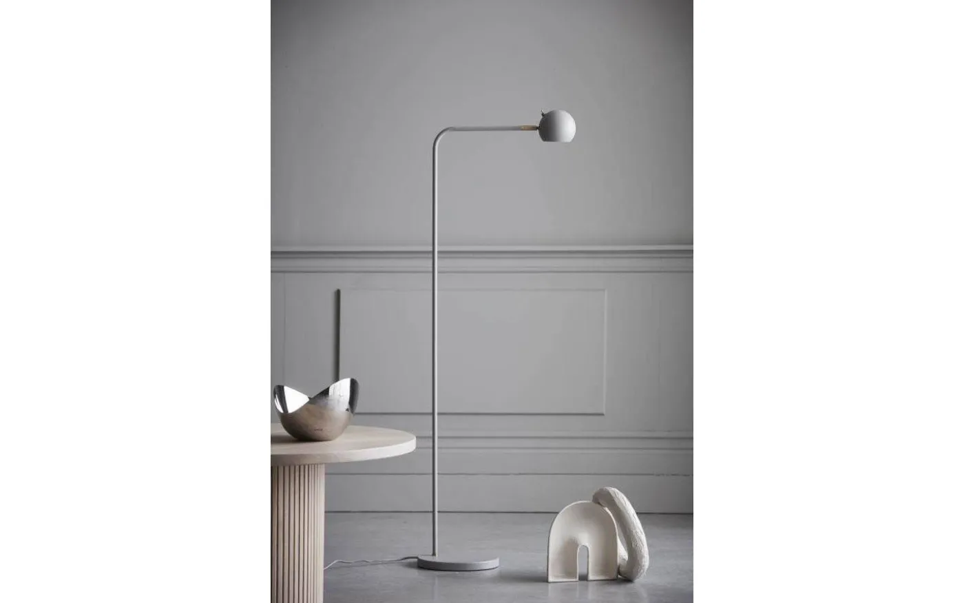 Yes Golvlampa 122cm Grå